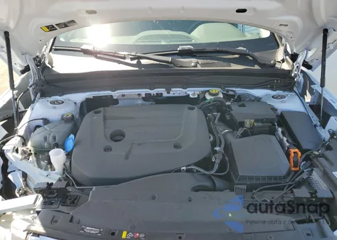 2024 Volvo Xc40 Plus z USA, uszkodzony, nr VIN YV4L12UE1R2379682